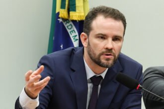 Governo estima R$ 111 bilhões em pautas-bomba e pode acionar STF