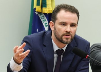 Governo estima R$ 111 bilhões em pautas-bomba e pode acionar STF