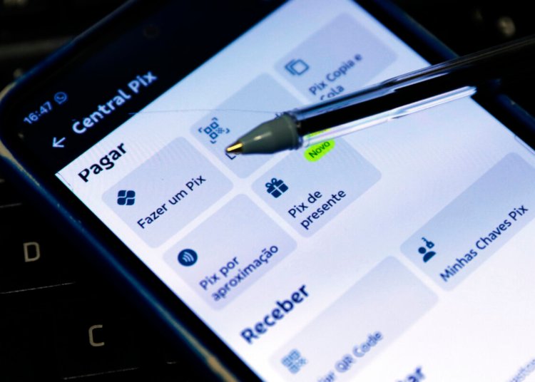 Banco Central planeja internacionalizar Pix com pagamentos instantâneos em moeda local