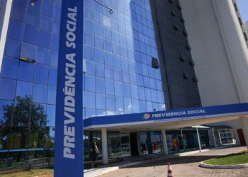 CNPS reduz previsão de gastos com INSS em R$ 5 bilhões para 2027