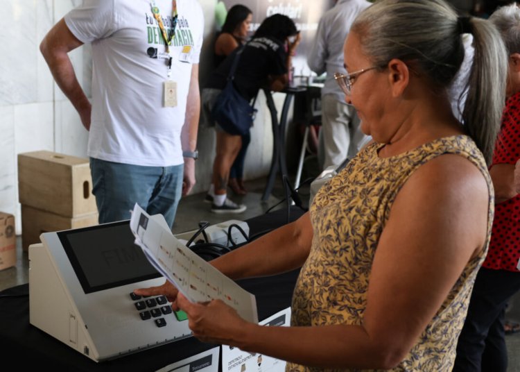 Candidatos à Presidência concentram agendas em sabatinas e atos de campanha nesta terça-feira