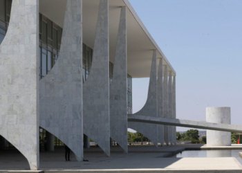 Eleições 2026 definem ocupantes de cargos no Executivo federal e nos estados em 4 de outubro
