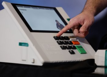 Especialistas alertam para risco de interferência cibernética dos EUA nas eleições brasileiras