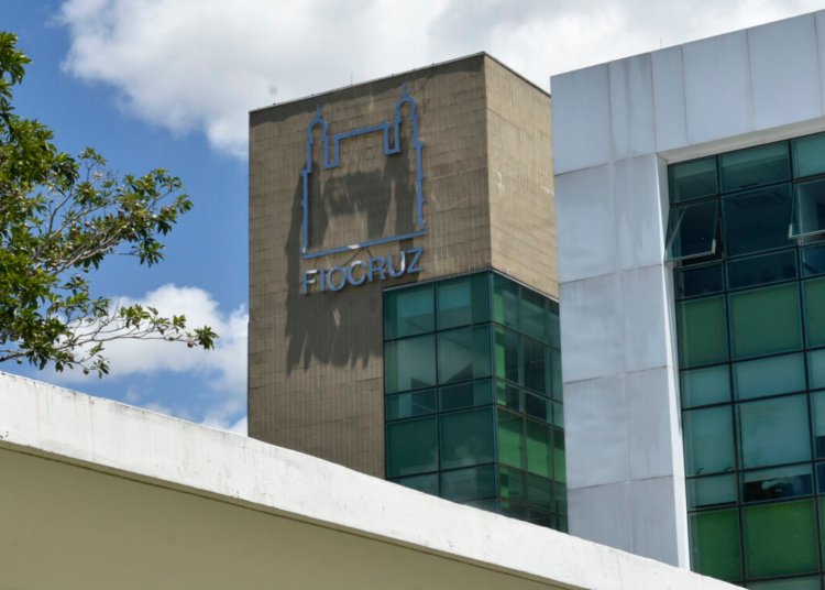 Fiocruz apresenta carta com 7 eixos prioritários para planos de governo nas eleições de 2026