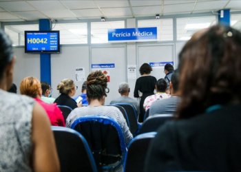 INSS reduz fila de espera para 1,2 milhão de processos com queda de 59% no ano