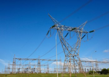Lula assina decreto que permite a consumidores escolherem fornecedor de energia até 2028