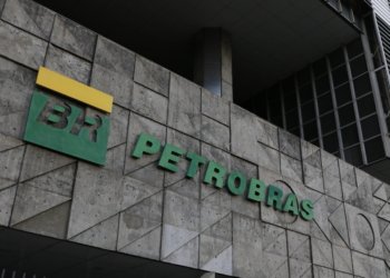 Petrobras registra lucro de R$ 52,4 bilhões no segundo trimestre com alta de 97%
