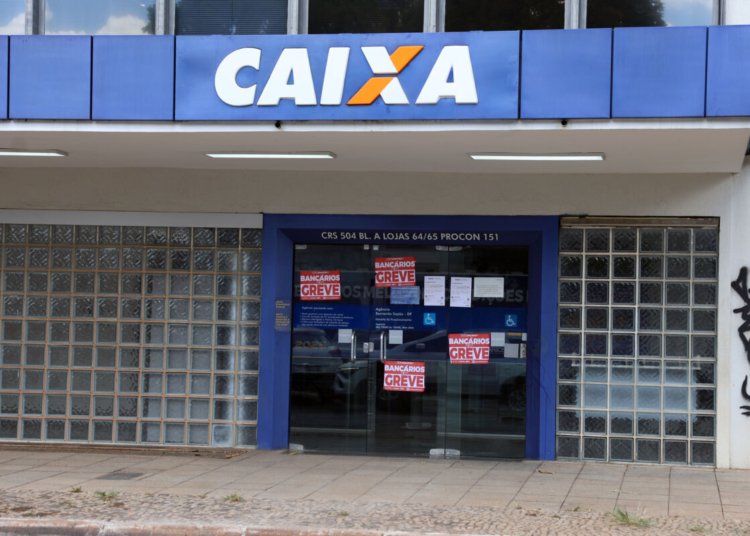 Caixa inicia greve nacional e Banco do Brasil registra paralisação parcial de agências