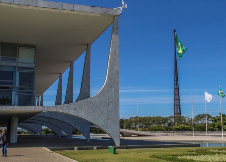 FNP exige repasse de verbas da União para municípios e força ajuste na gestão de despesas
