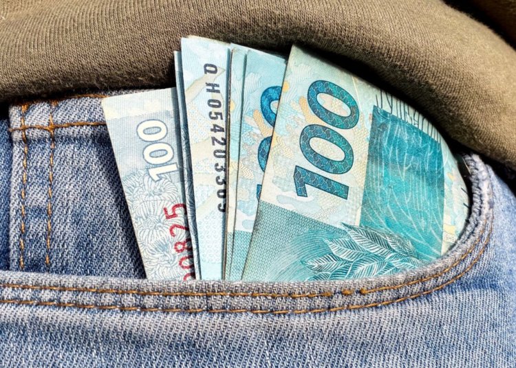 Governo Central registra déficit de R$ 13,6 bilhões em agosto e supera projeção de mercado