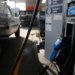 Governo corta impostos da gasolina e subsidia diesel em R$ 1 por litro para conter preços