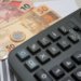 Governo projeta arrecadar R$ 636 bilhões com a nova CBS em 2027 conforme o projeto orçamentário