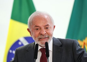 Lula exige quebra de sigilo sobre caso Master para apurar crimes financeiros no país