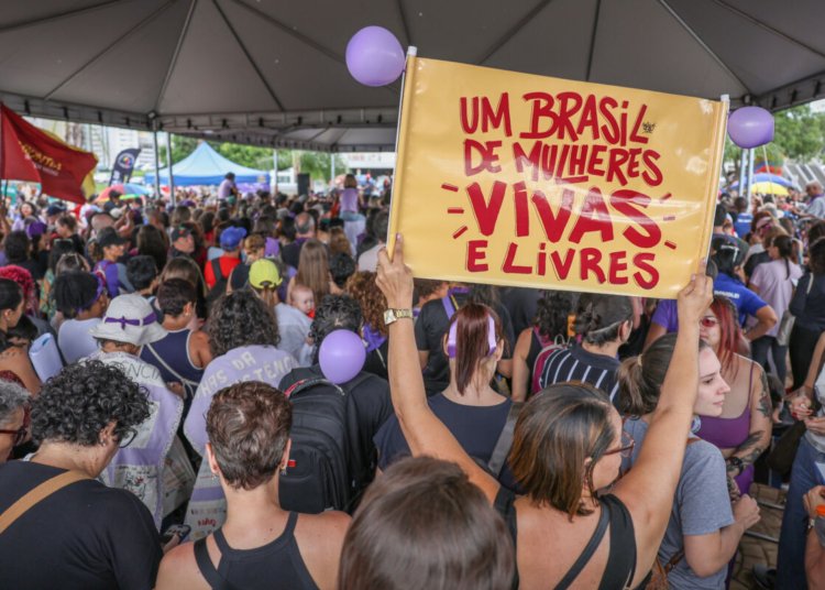 Violência contra candidatas faz ações na Justiça Eleitoral dispararem 11 vezes no país