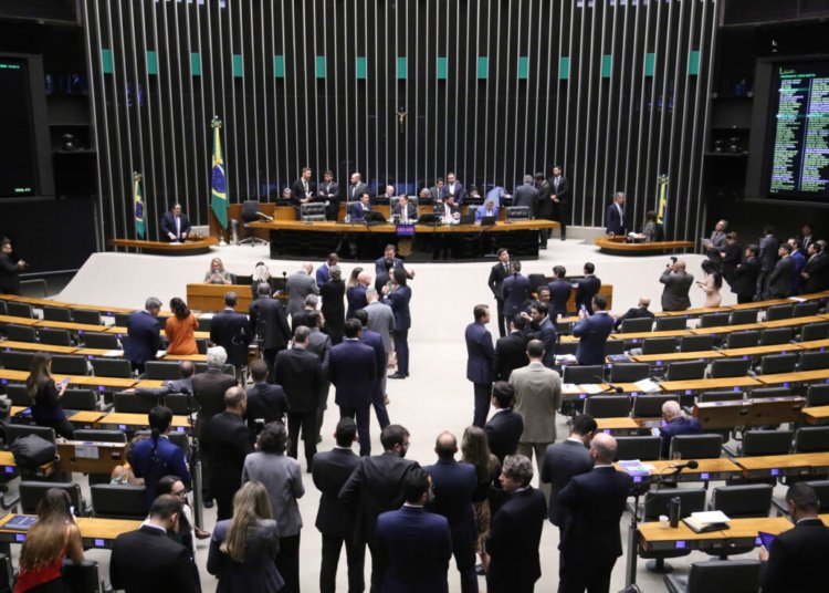 Câmara dos Deputados e Senado alcançam maior bancada feminina da história do Brasil