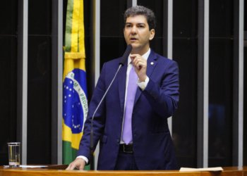 Eduardo Braide vence eleição no Maranhão com 54,1% dos votos no primeiro turno